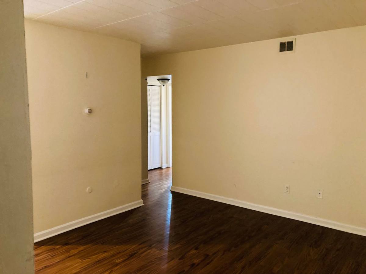Apartment for rent at 564 Maryland Ave, Pittsburgh, PA 15202