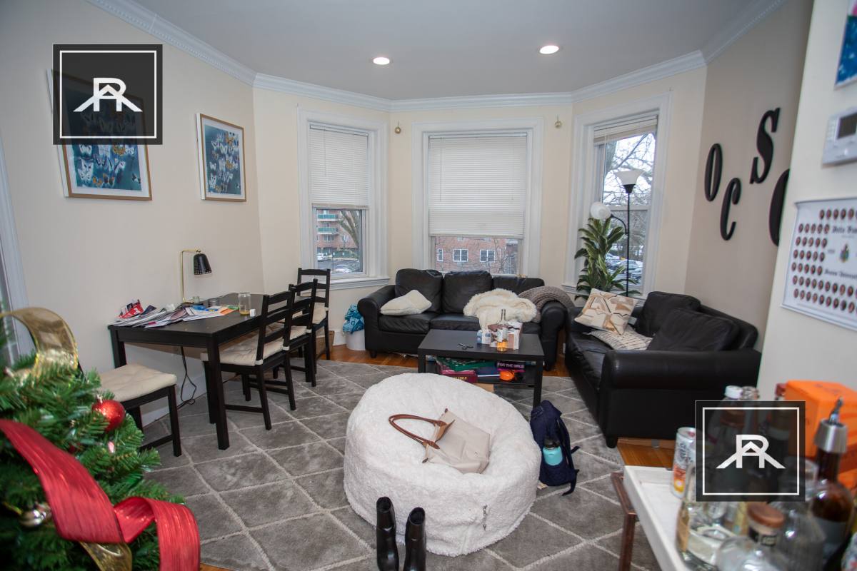 Apartment for rent at 73 Thatcher St #302, Brookline, MA 02446