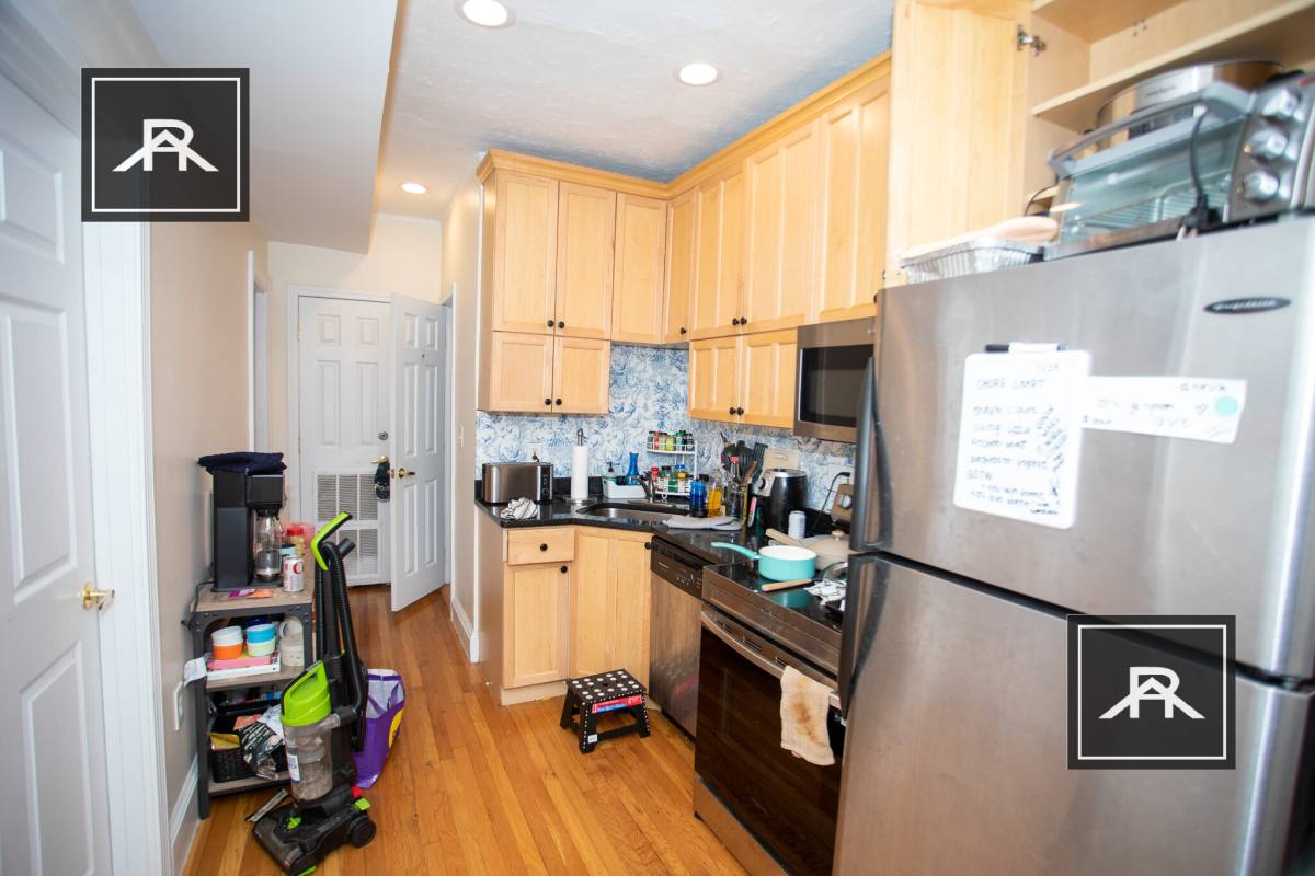 Apartment for rent at 73 Thatcher St #302, Brookline, MA 02446