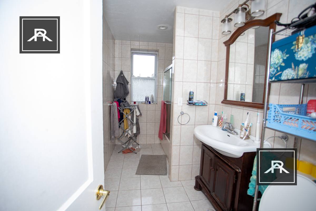 Apartment for rent at 73 Thatcher St #302, Brookline, MA 02446