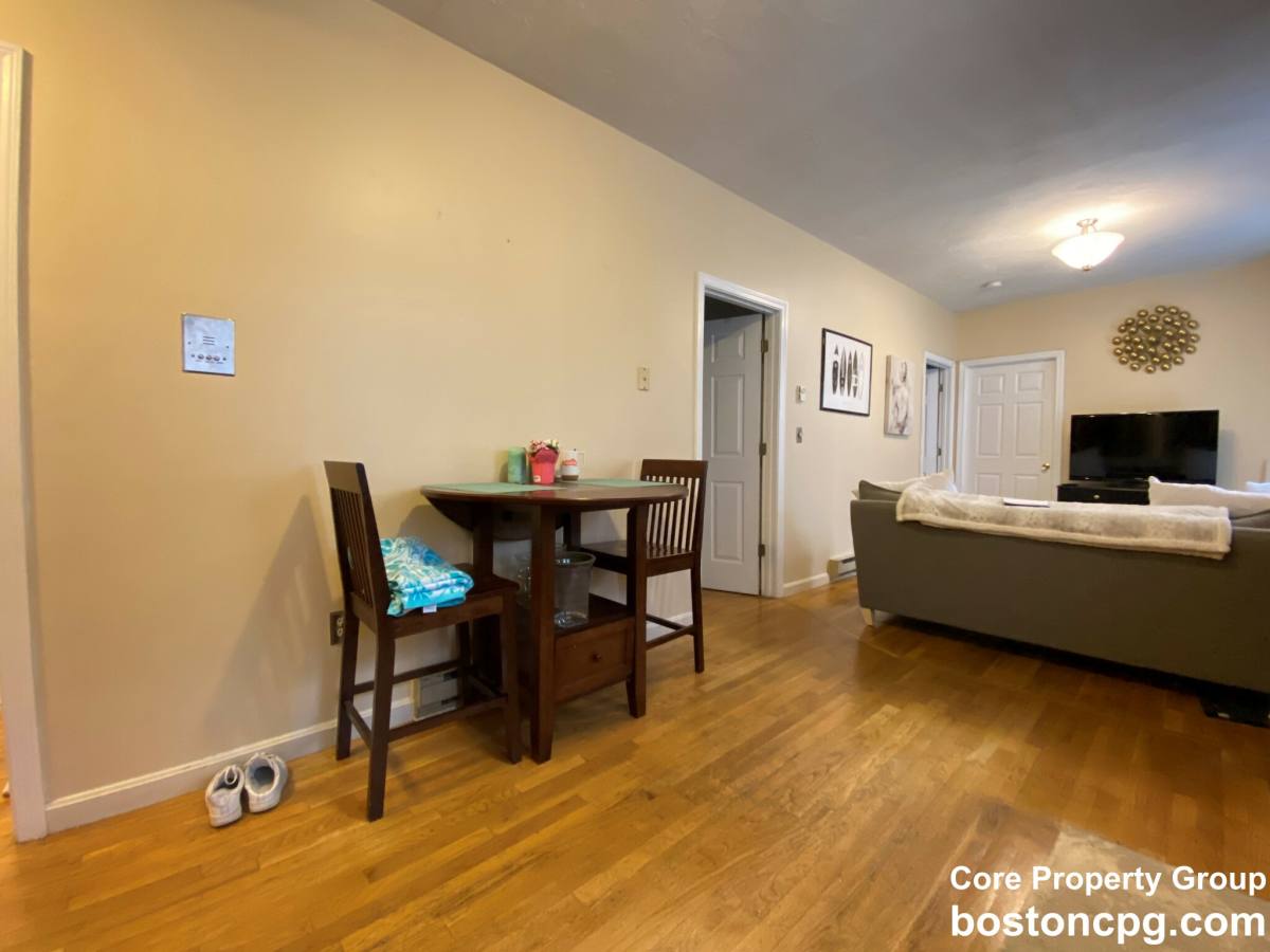 Apartment for rent at 38 Charter #4, Boston, MA 02113