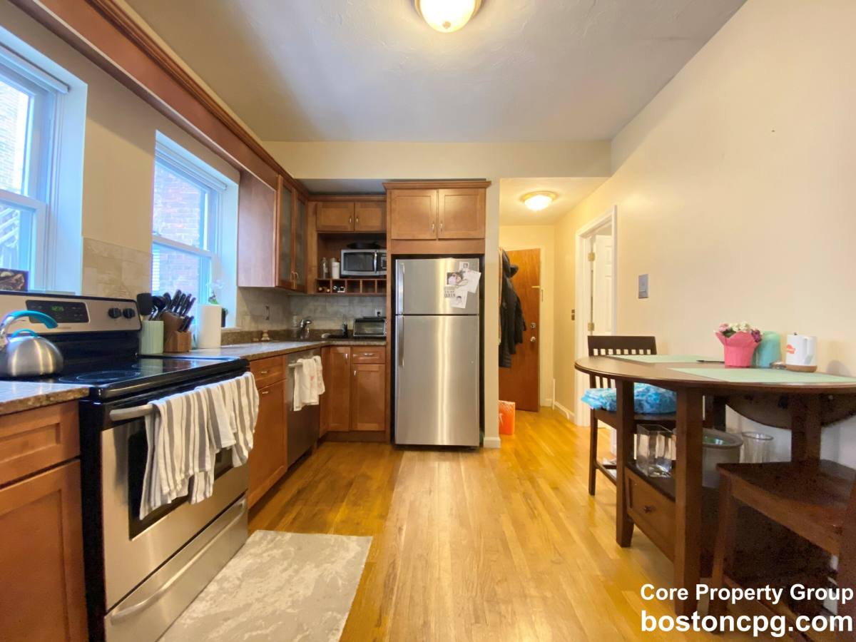 Apartment for rent at 38 Charter #4, Boston, MA 02113