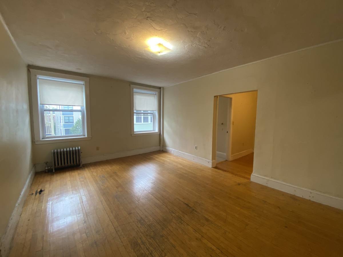 Apartment for rent at 142 Davis Ave #3, Brookline, MA 02445