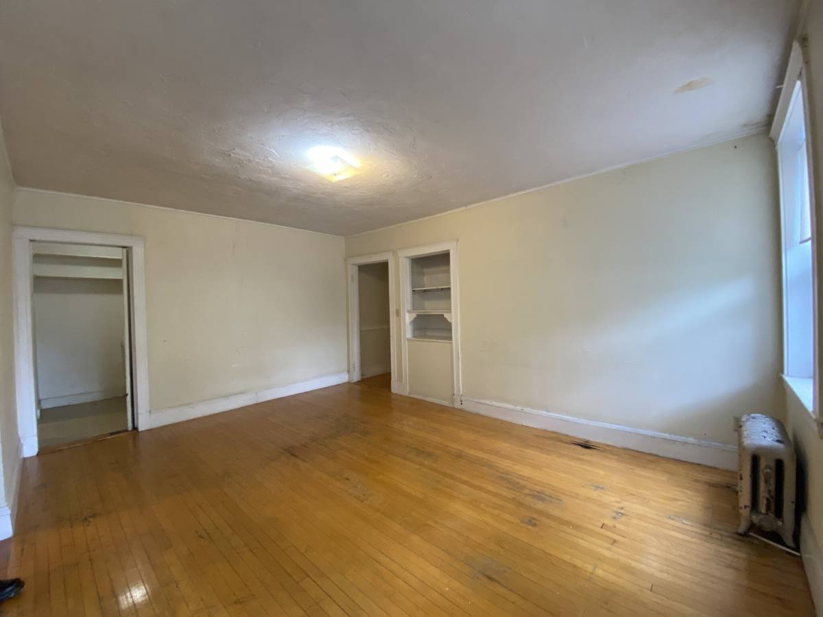 Apartment for rent at 142 Davis Ave #3, Brookline, MA 02445