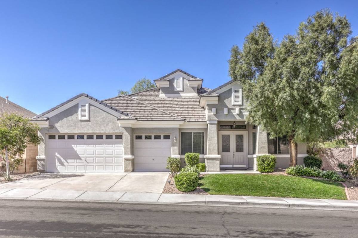 House for rent at 1393 Romanesca Dr, Henderson, NV 89052