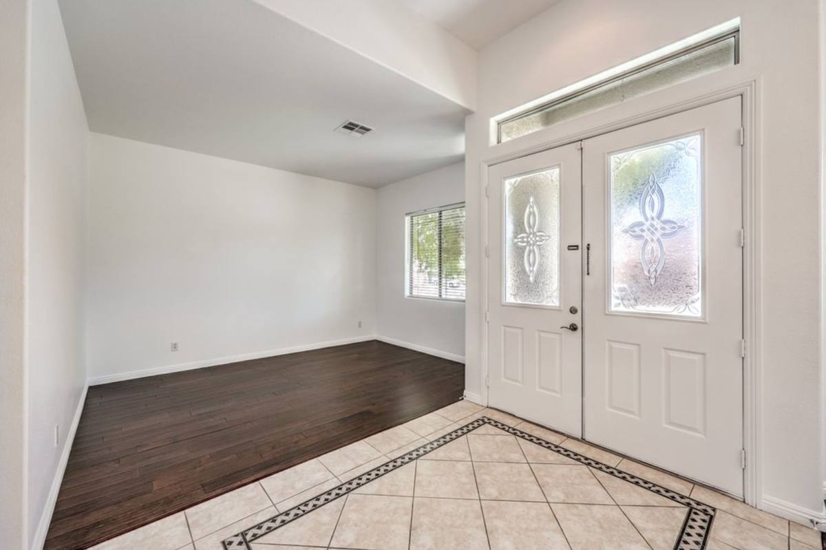 House for rent at 1393 Romanesca Dr, Henderson, NV 89052