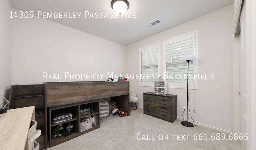 Apartment for rent at 14309 Pemberley Passage Ave, Bakersfield, CA 93311