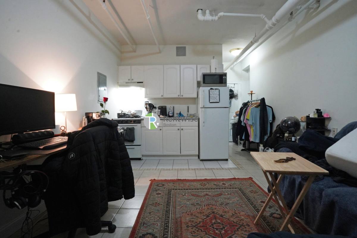 Apartment for rent at 10 Orkney Rd #C, Brighton, MA 02135