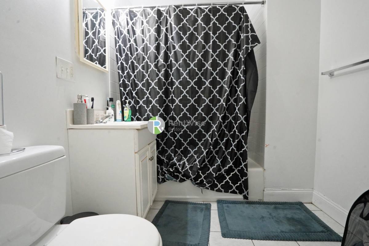 Apartment for rent at 10 Orkney Rd #C, Brighton, MA 02135