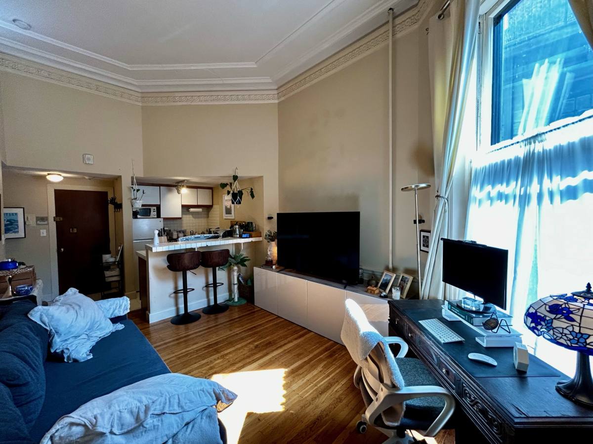 Apartment for rent at 64 Commonwealth Ave #4, Boston, MA 02116