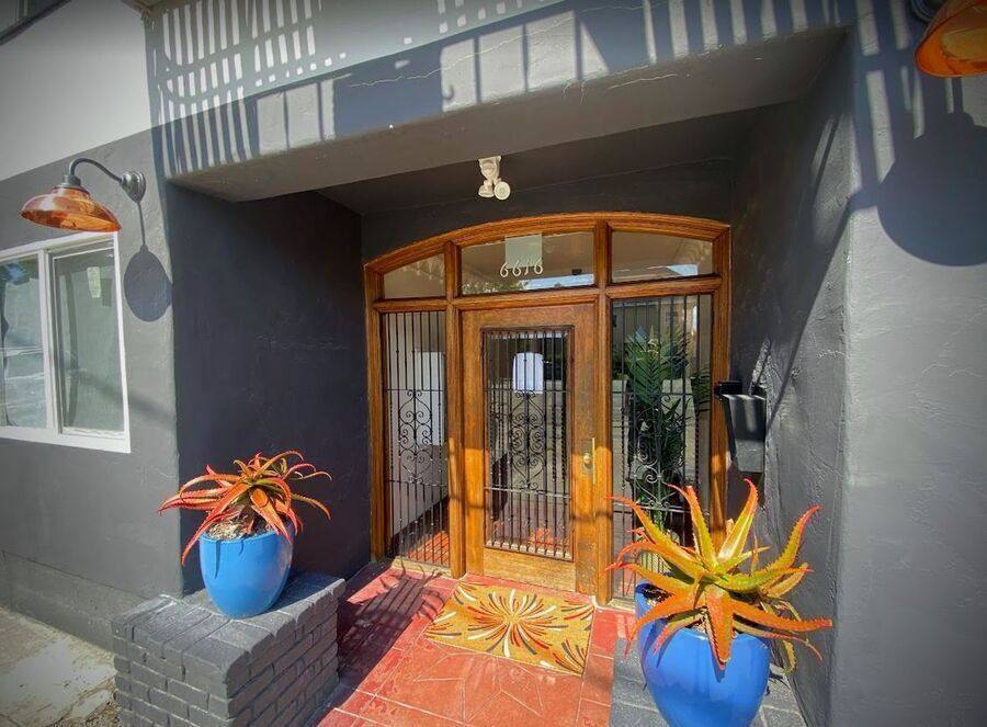 Apartment for rent at 6614 Telegraph Ave, Oakland, CA 94609