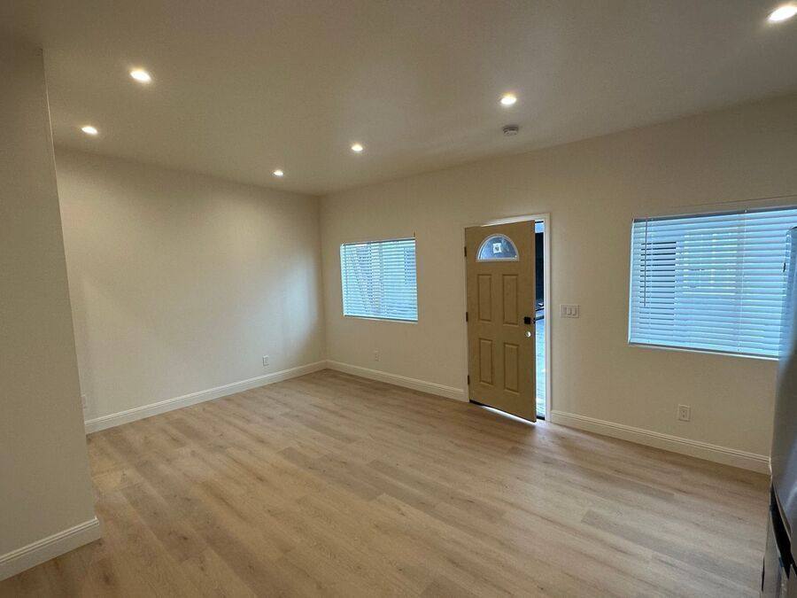 Apartment for rent at 6614 Telegraph Ave, Oakland, CA 94609