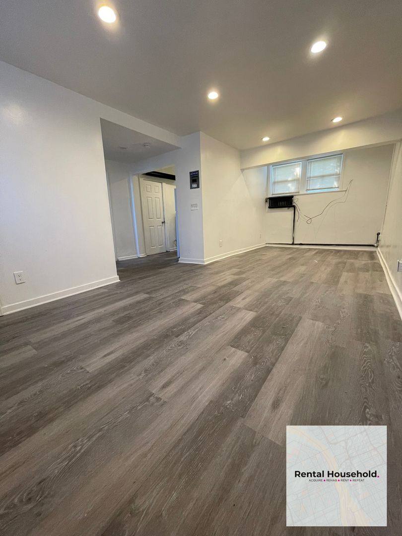 Apartment for rent at 14800 Vernor Highway - SW, Detroit, MI 48215