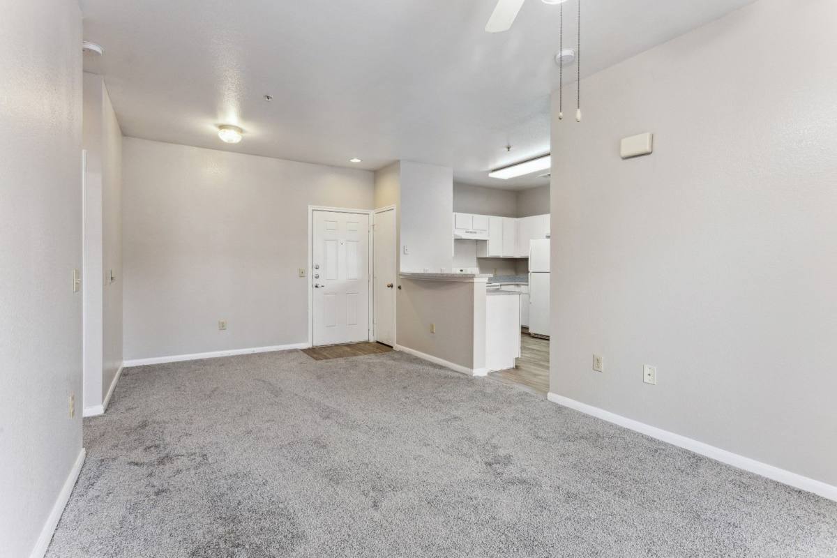Apartment for rent at 8625 Winkler Dr, Houston, TX 77017