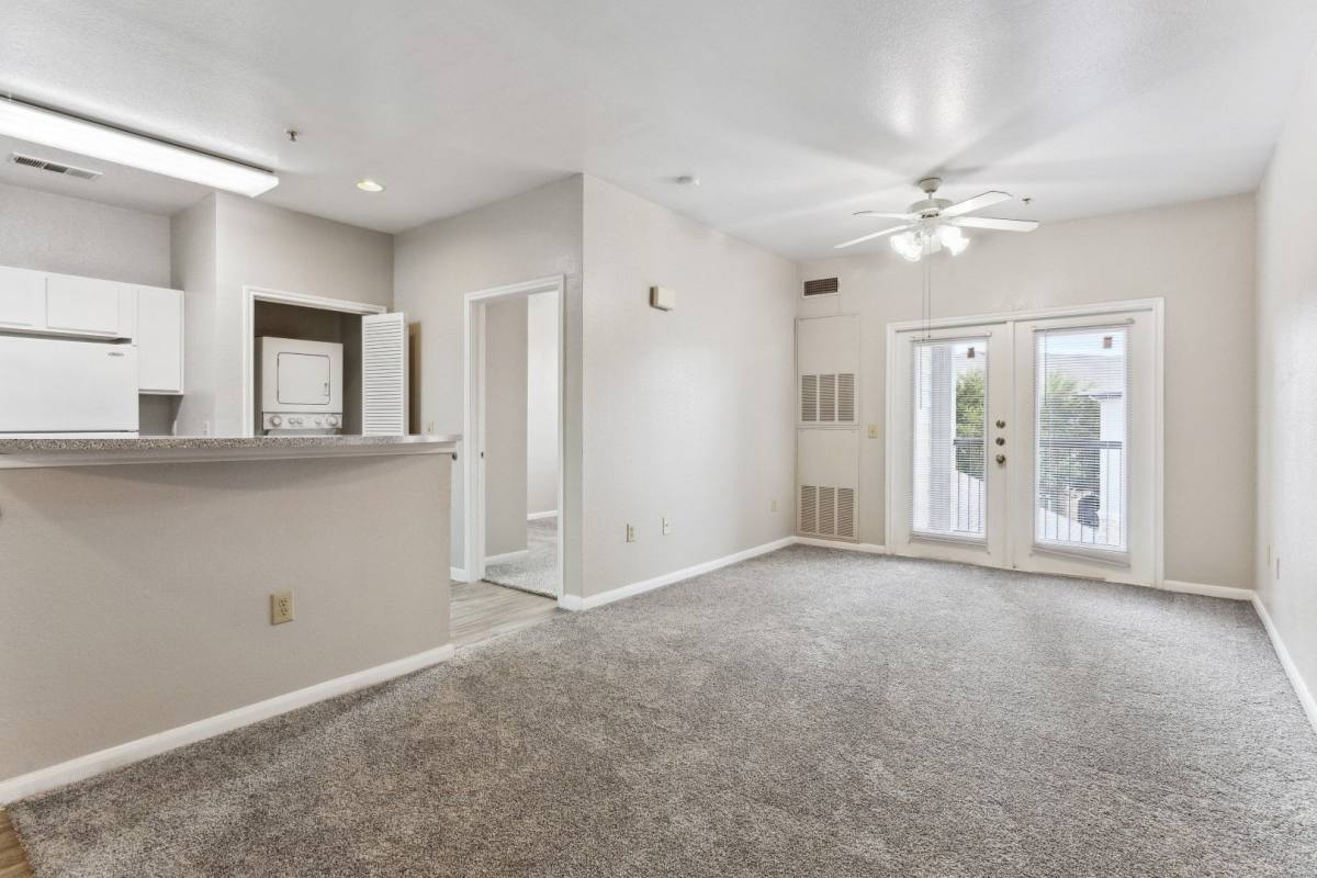Apartment for rent at 8625 Winkler Dr, Houston, TX 77017