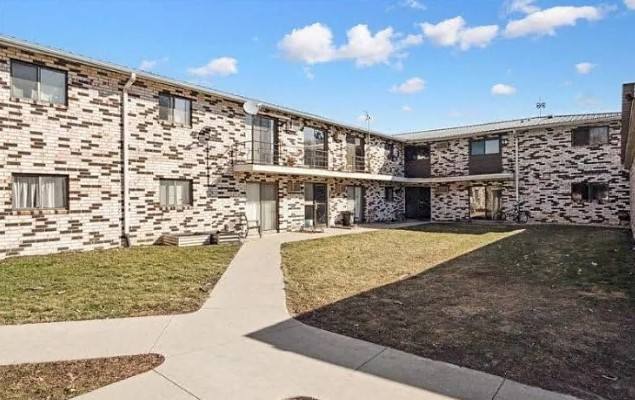 Apartment for rent at 715 Ridgeview Rd #16, Monticello, IA 52310