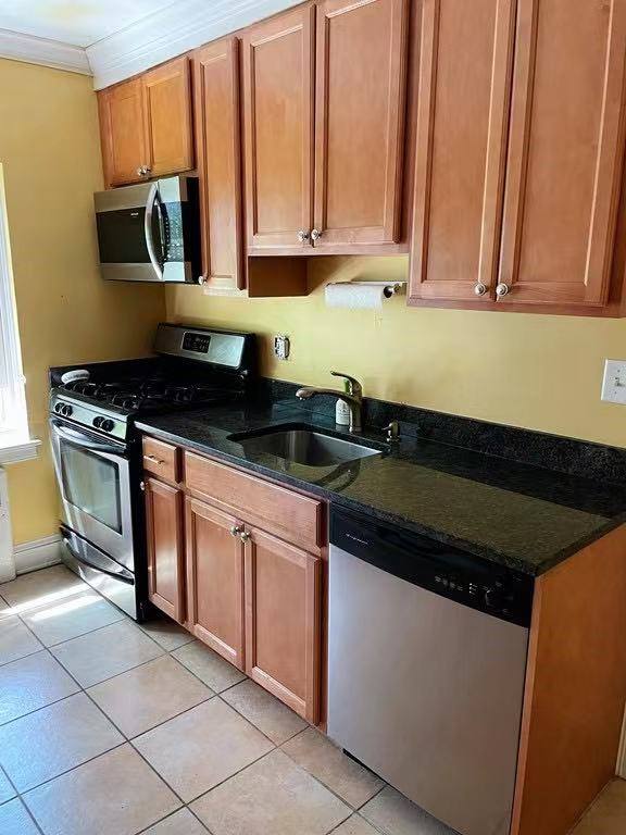 Apartment for rent at 652 Washington St #3, Brookline, MA 02446