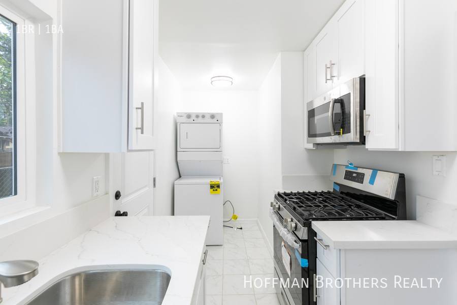 Apartment for rent at 2632 1 4 Arvia St, Los Angeles, CA 90065