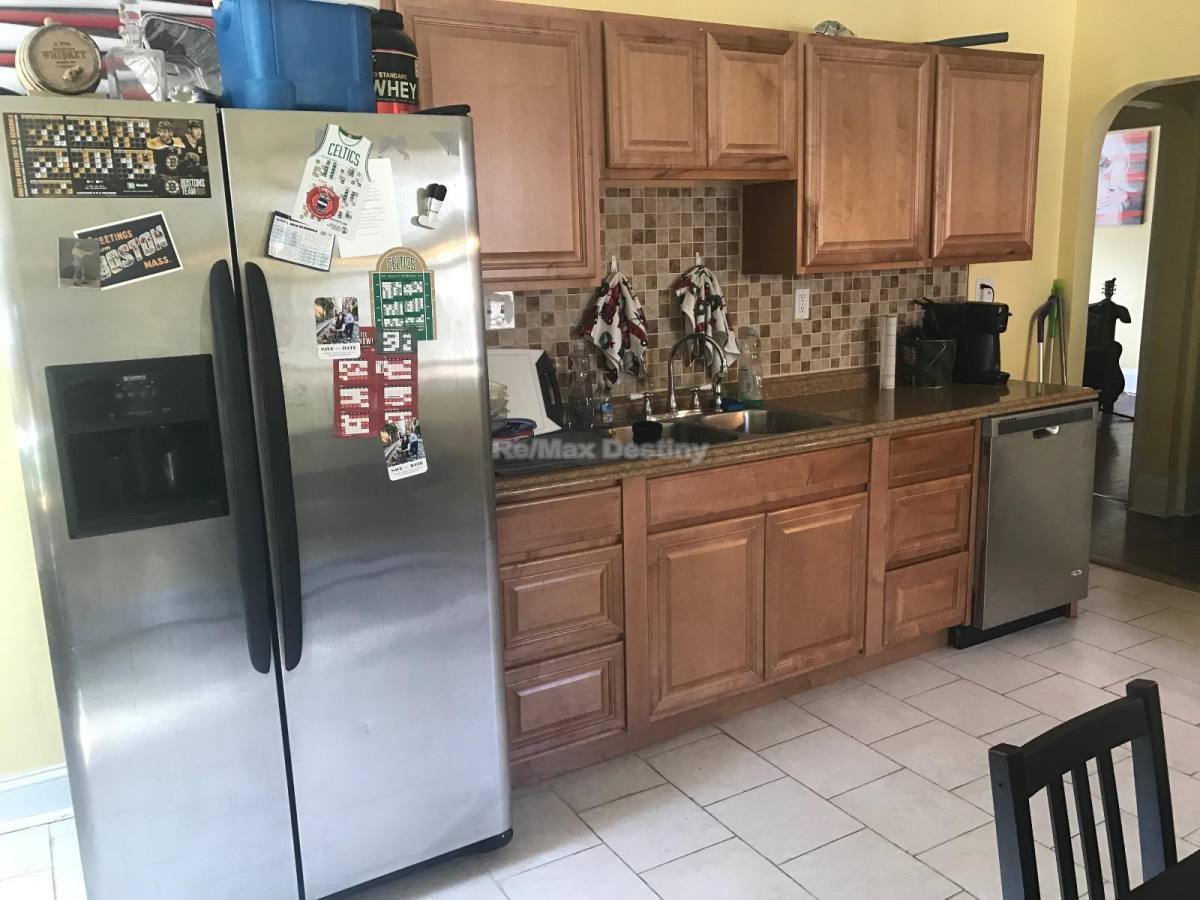 House for rent at 14 Madison St #2, Somerville, MA 02143