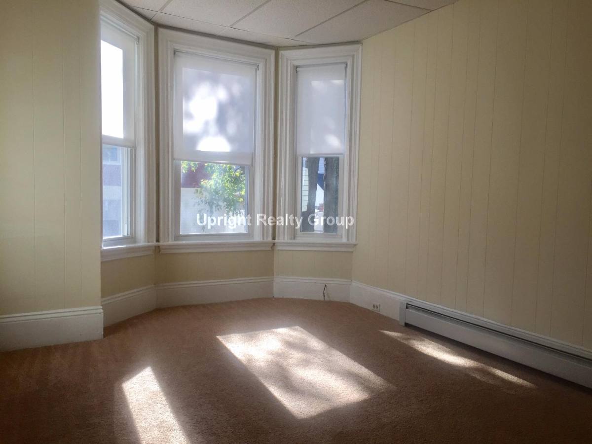 House for rent at 15 Blossom St #1, Leominster, MA 01453