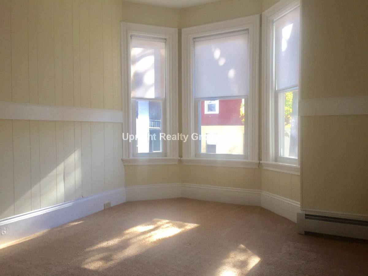 House for rent at 15 Blossom St #1, Leominster, MA 01453