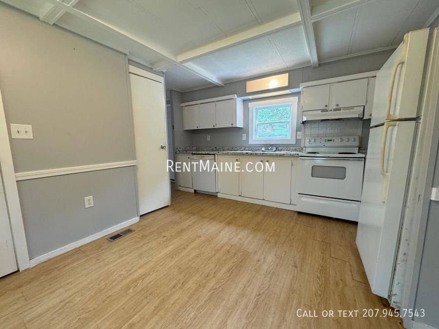 Apartment for rent at 40 Park Dr, Canaan, ME 04924
