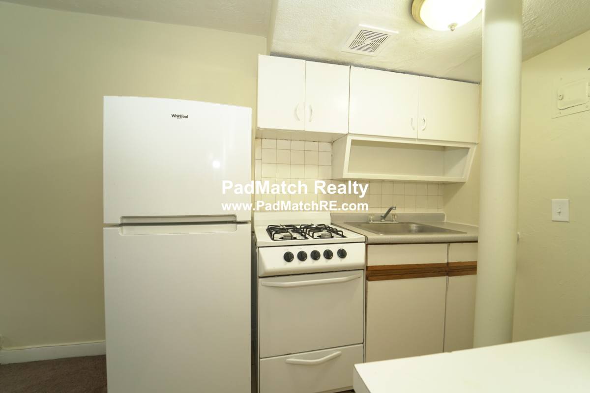 Apartment for rent at 1118 Commonwealth Ave #C, Allston, MA 02134