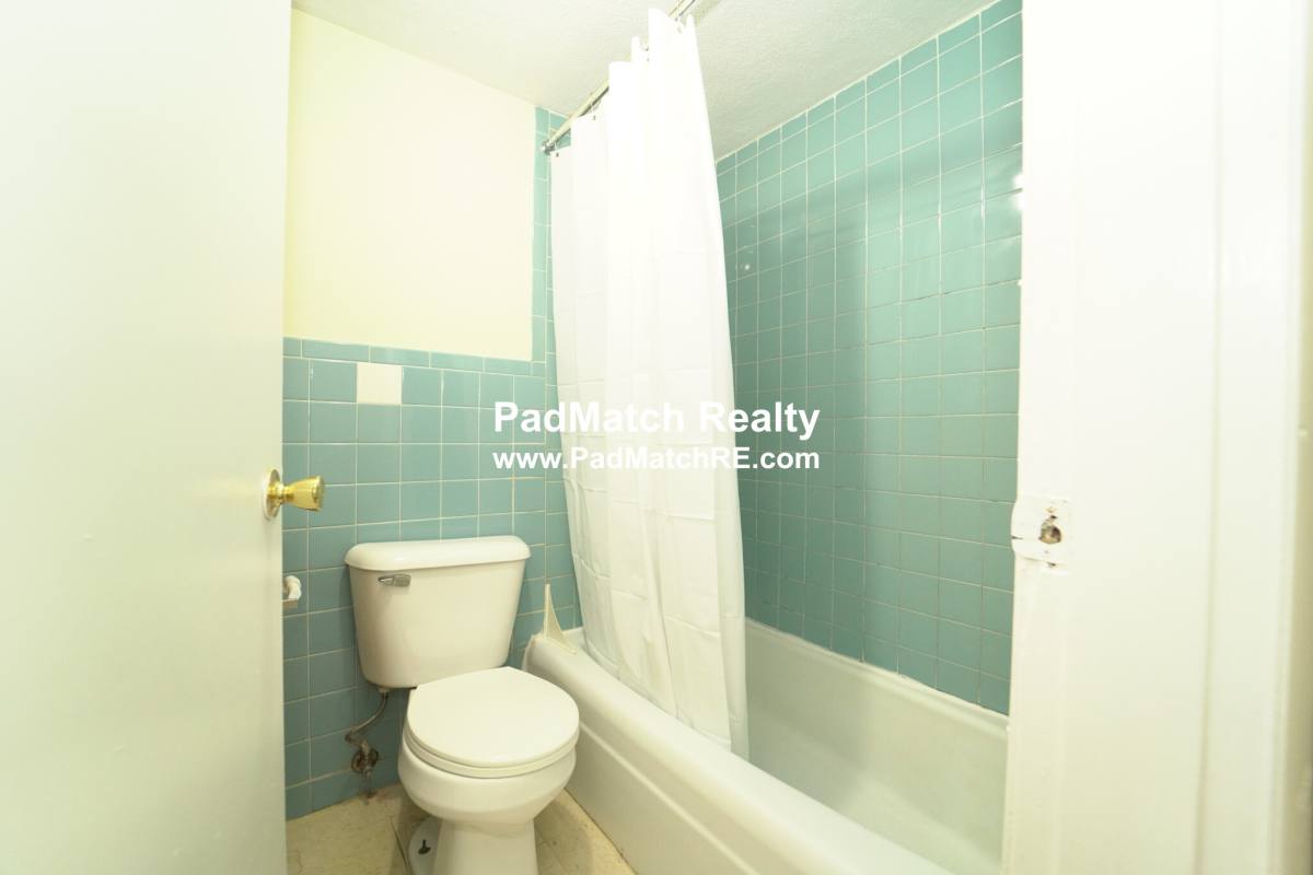 Apartment for rent at 1118 Commonwealth Ave #C, Allston, MA 02134