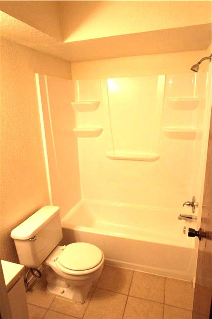 Condo for rent at 901 S Highway 77, Noble, OK 73068