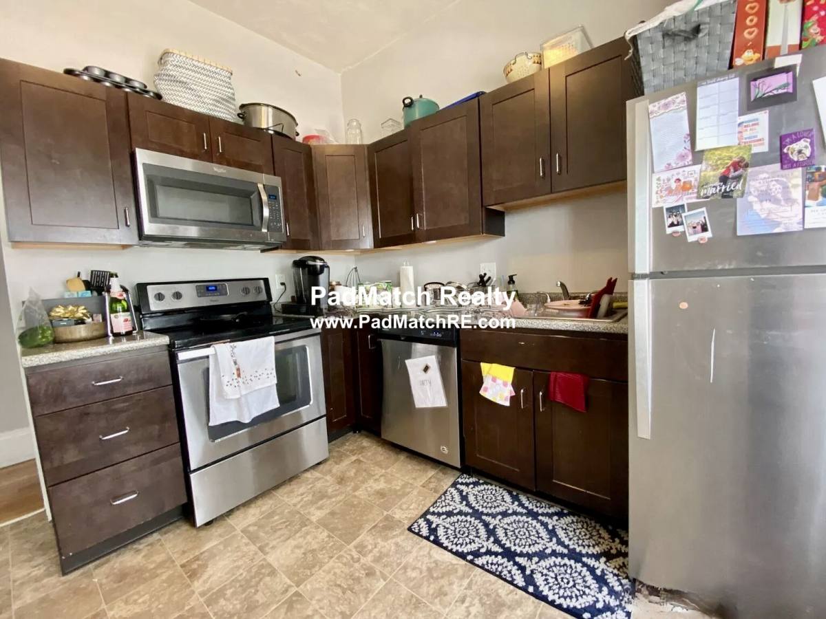 Apartment for rent at 172 Bigelow St #1, Brighton, MA 02135