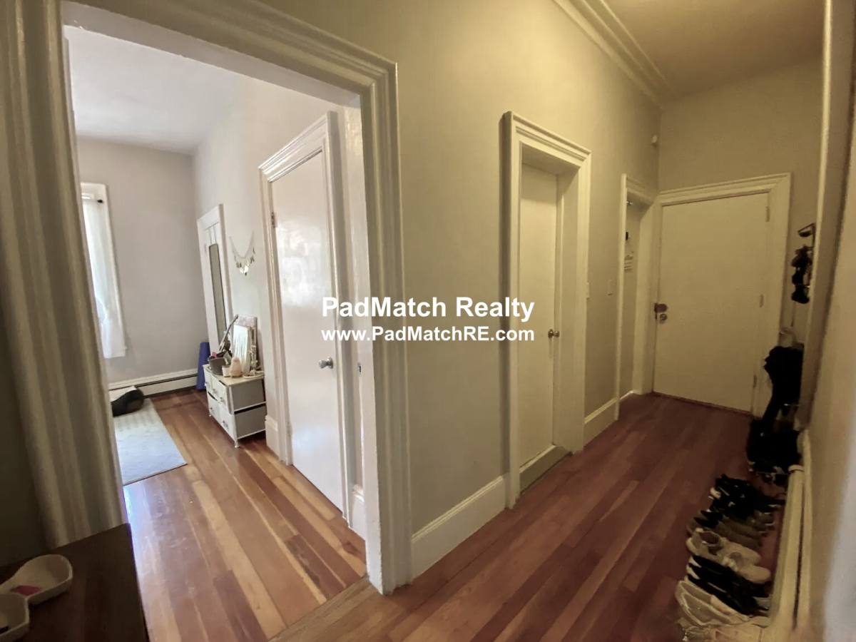 Apartment for rent at 172 Bigelow St #1, Brighton, MA 02135