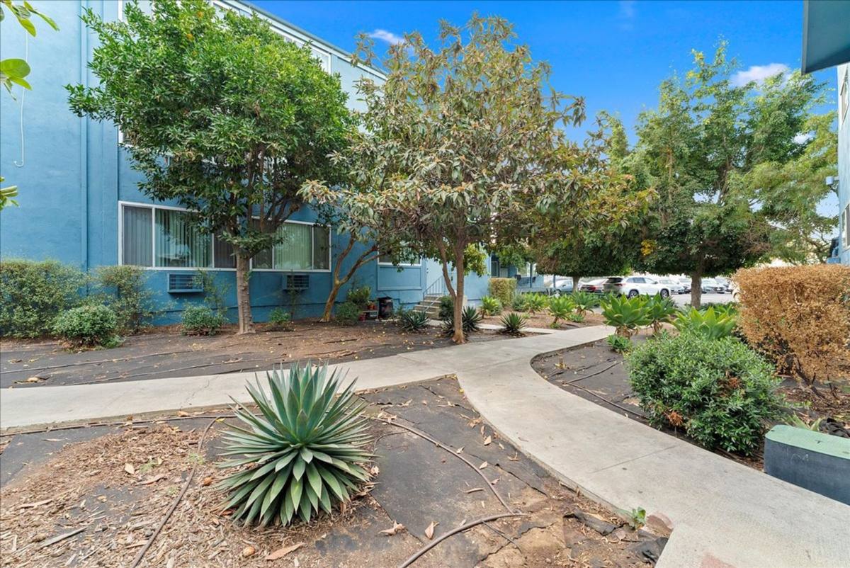 Apartment for rent at 2736 Pomeroy Ave #55, Los Angeles, CA 90033