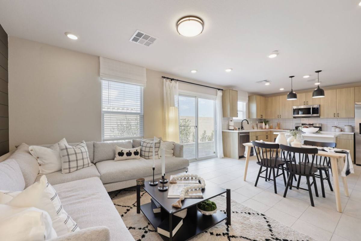 Townhouse for rent at 911 Cadence View Way, Henderson, NV 89011