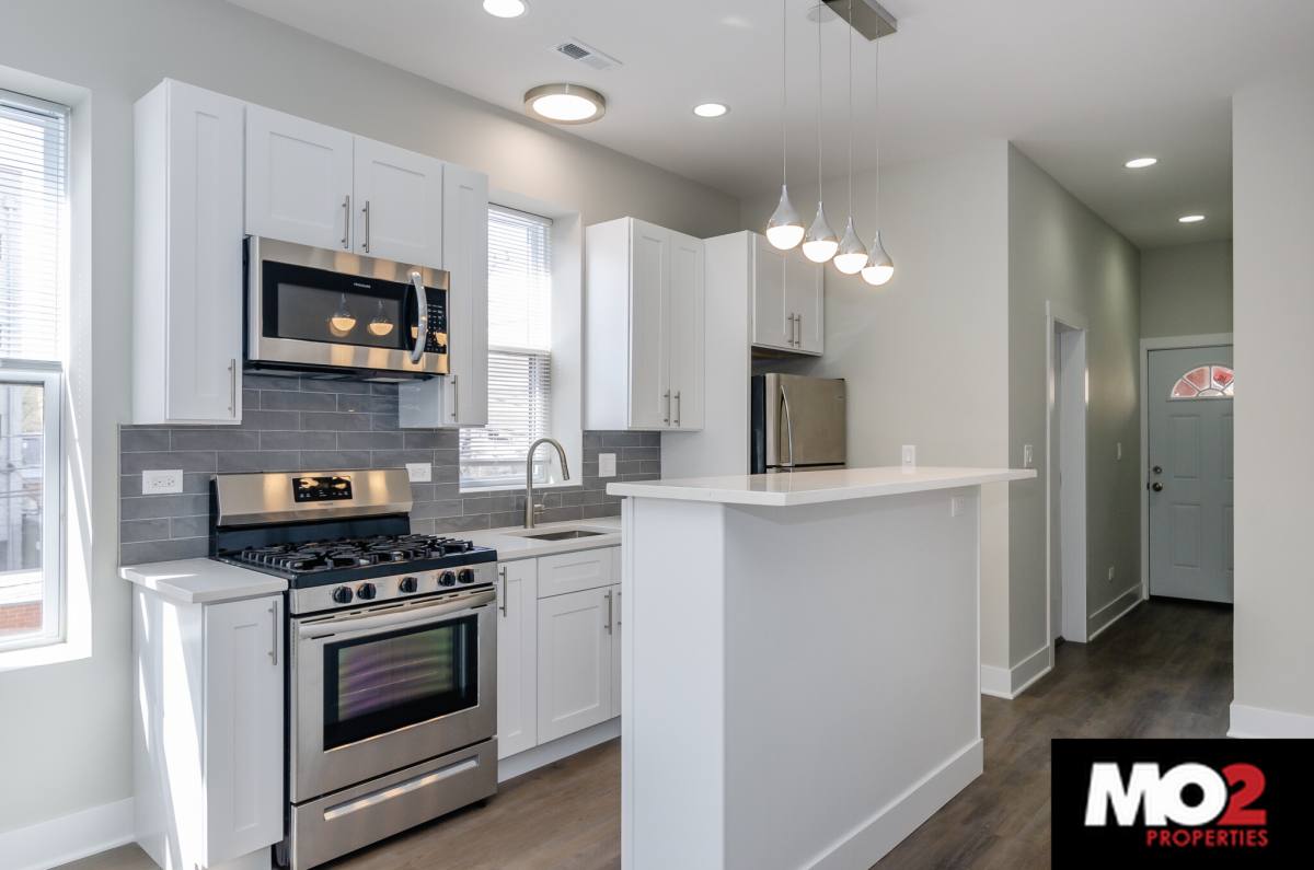 Apartment for rent at 818 N Oakley Blvd #2R, Chicago, IL 60622