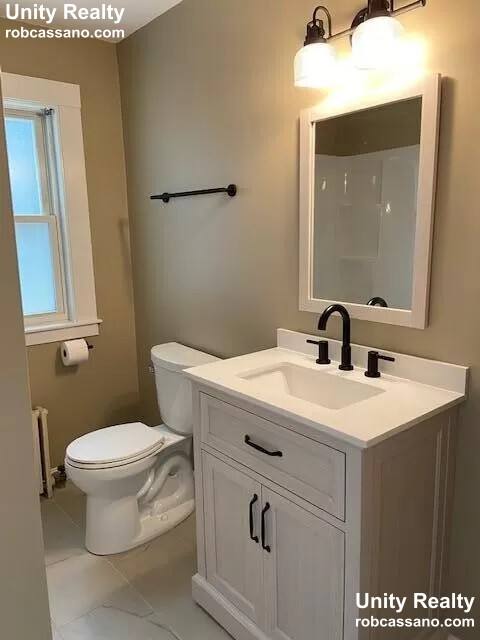 Apartment for rent at 872 Main St #1, Reading, MA 01867