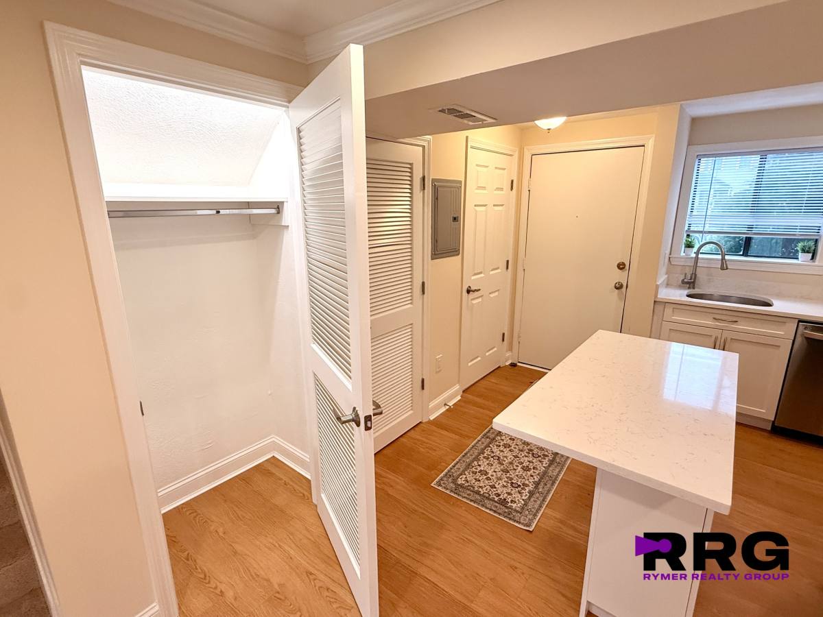 Townhouse for rent at 515 Norwest Dr #515, Norwood, MA 02062