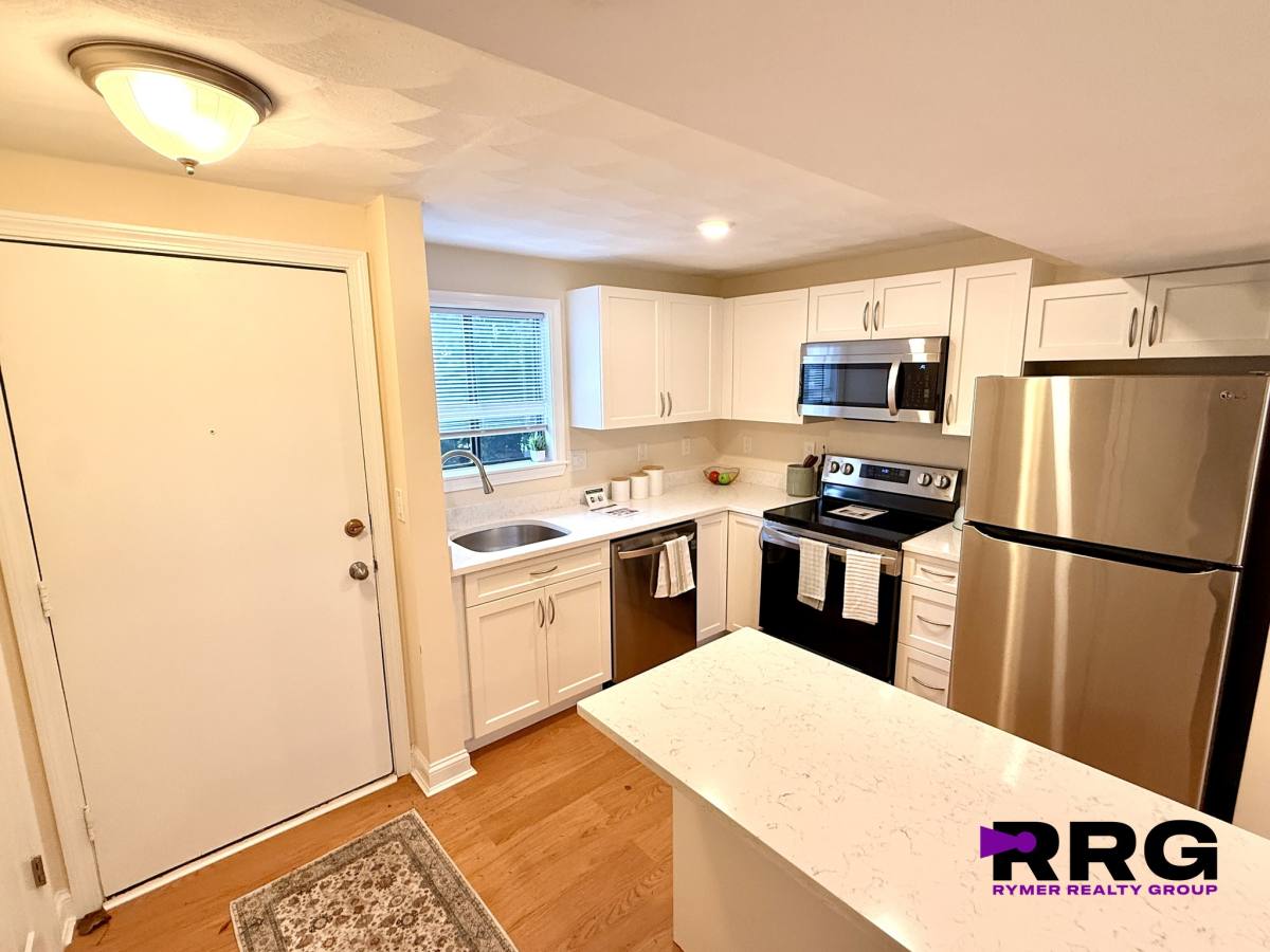 Townhouse for rent at 515 Norwest Dr #515, Norwood, MA 02062