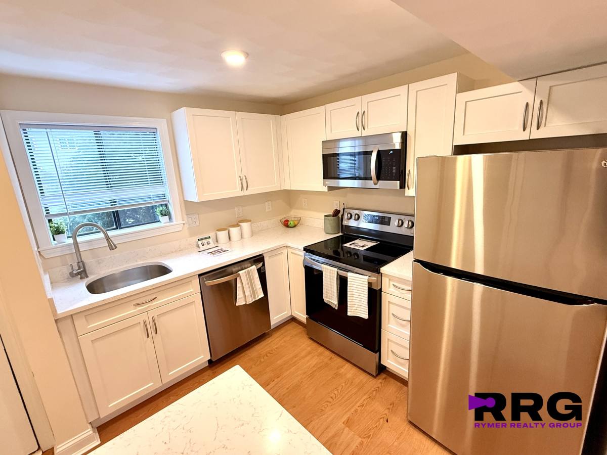 Townhouse for rent at 515 Norwest Dr #515, Norwood, MA 02062
