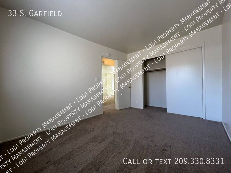 Apartment for rent at 33 S Garfield, Lodi, CA 95240