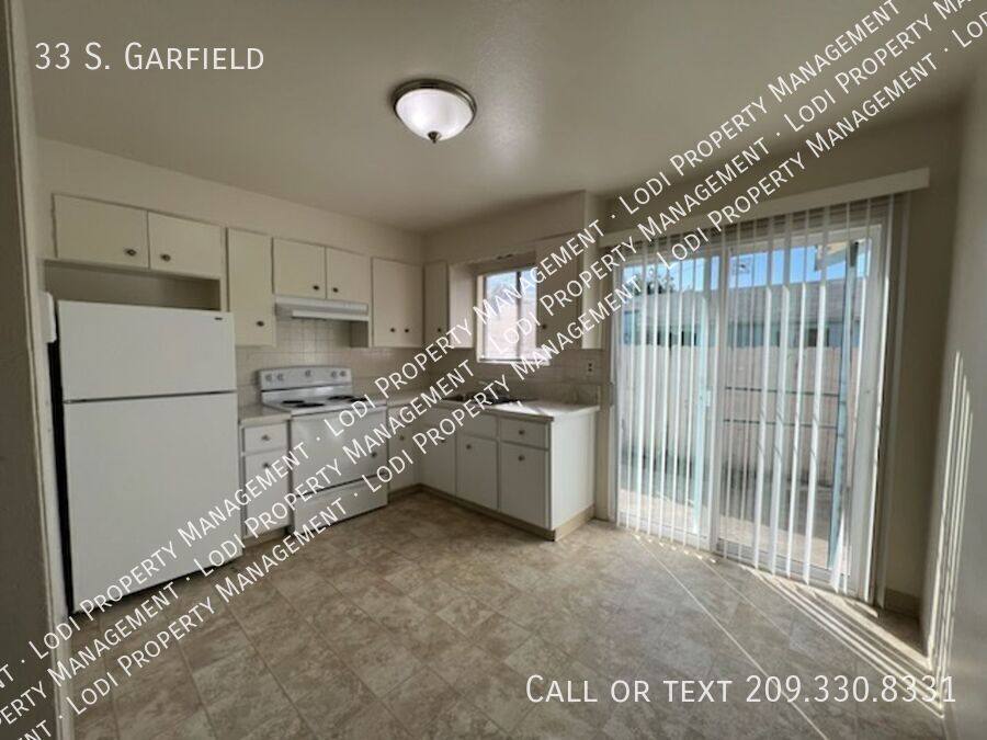 Apartment for rent at 33 S Garfield, Lodi, CA 95240