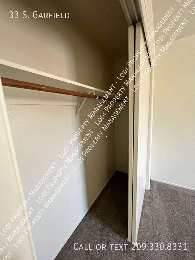 Apartment for rent at 33 S Garfield, Lodi, CA 95240
