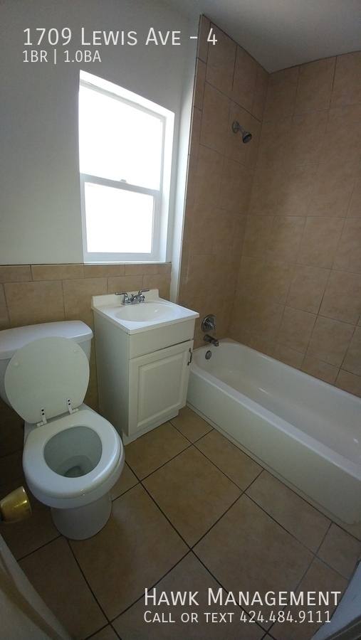 Apartment for rent at 1709 Lewis Ave #4, Long Beach, CA 90813