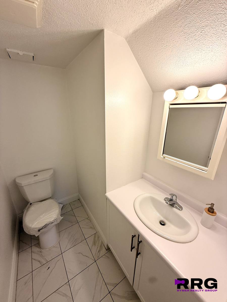 Townhouse for rent at 812 Norwest Dr #812, Norwood, MA 02062