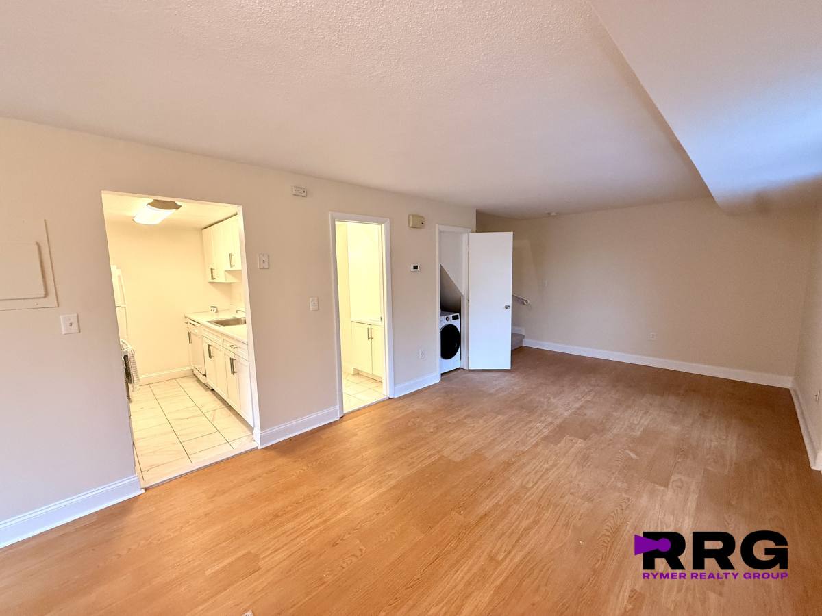 Townhouse for rent at 812 Norwest Dr #812, Norwood, MA 02062