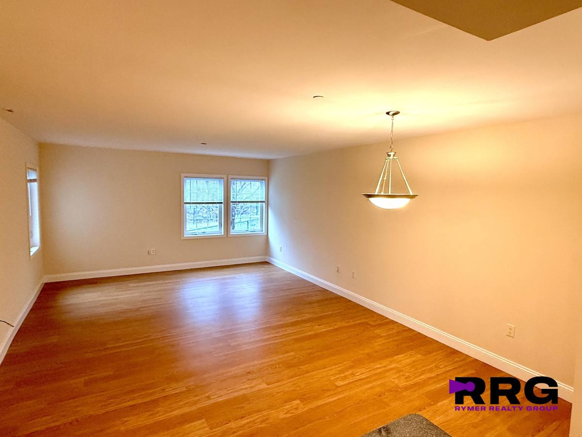 Townhouse for rent at 938 Norwest Dr #938, Norwood, MA 02062