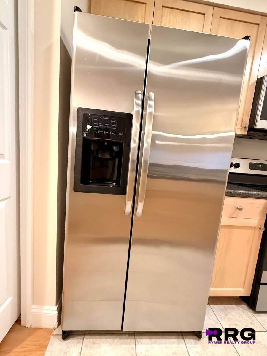 Townhouse for rent at 938 Norwest Dr #938, Norwood, MA 02062