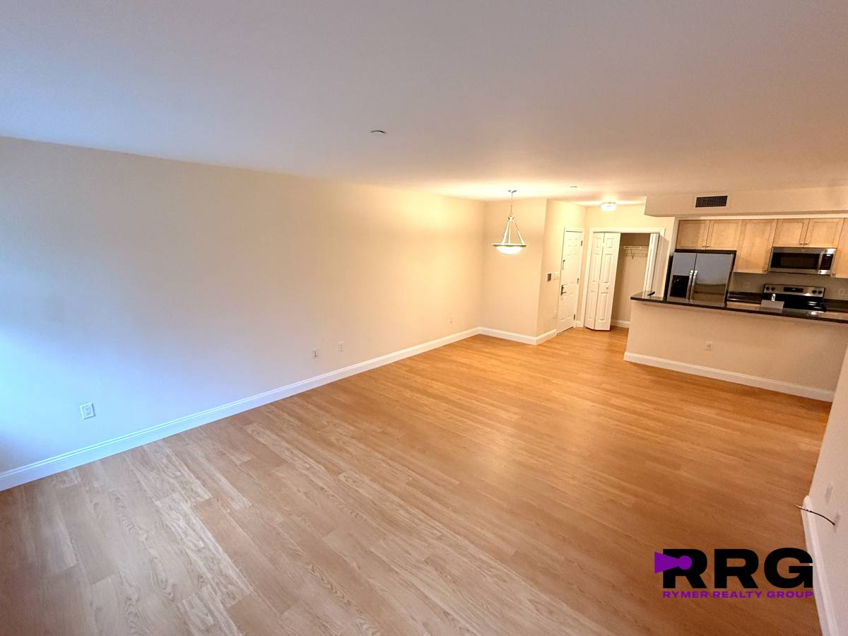 Townhouse for rent at 938 Norwest Dr #938, Norwood, MA 02062