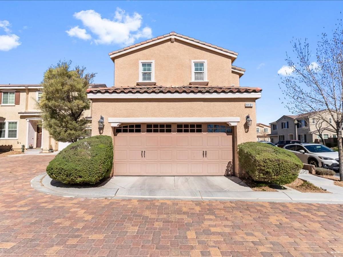 House for rent at 9131 Mount Wilson St, Las Vegas, NV 89113