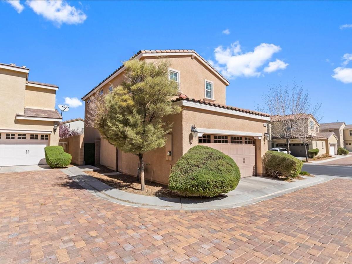 House for rent at 9131 Mount Wilson St, Las Vegas, NV 89113