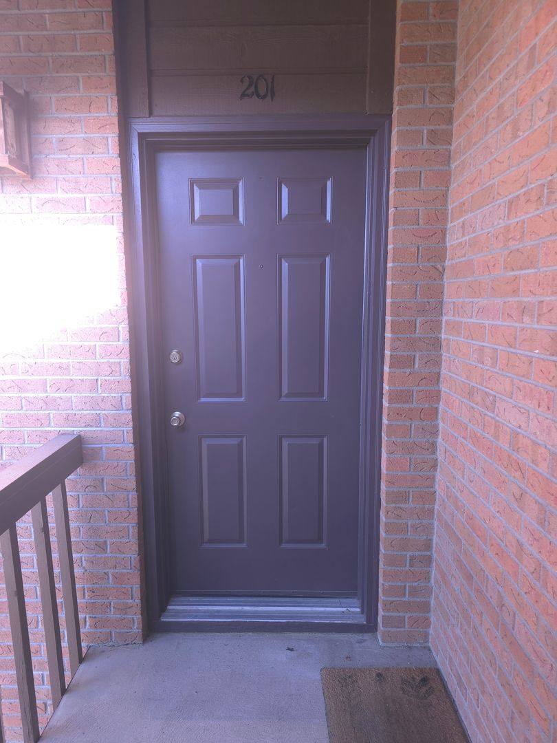 Apartment for rent at 525 Manhattan Dr, Boulder, CO 80303